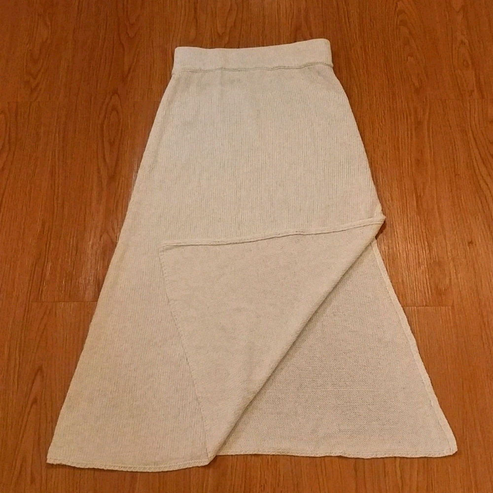 Long skirt